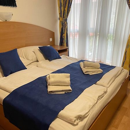 Amore Apartmanhaz Шиофок Экстерьер фото