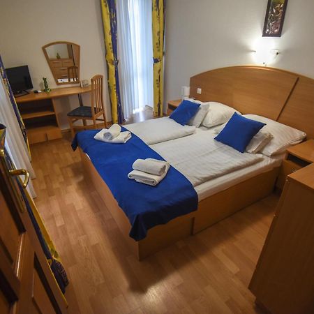 Amore Apartmanhaz Шиофок Экстерьер фото