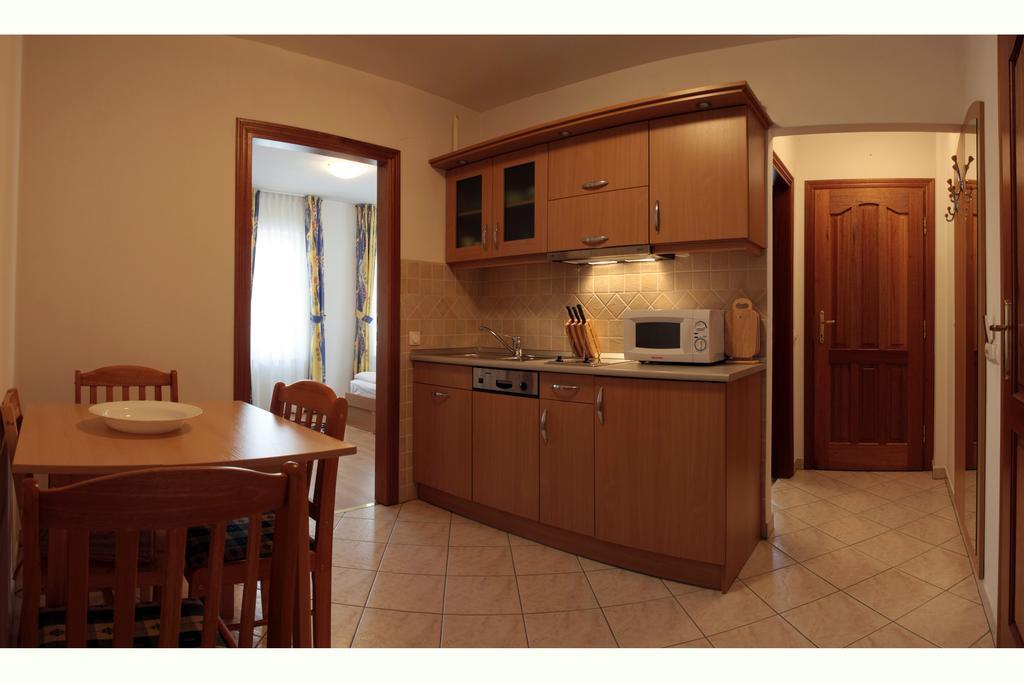 Amore Apartmanhaz Шиофок Экстерьер фото